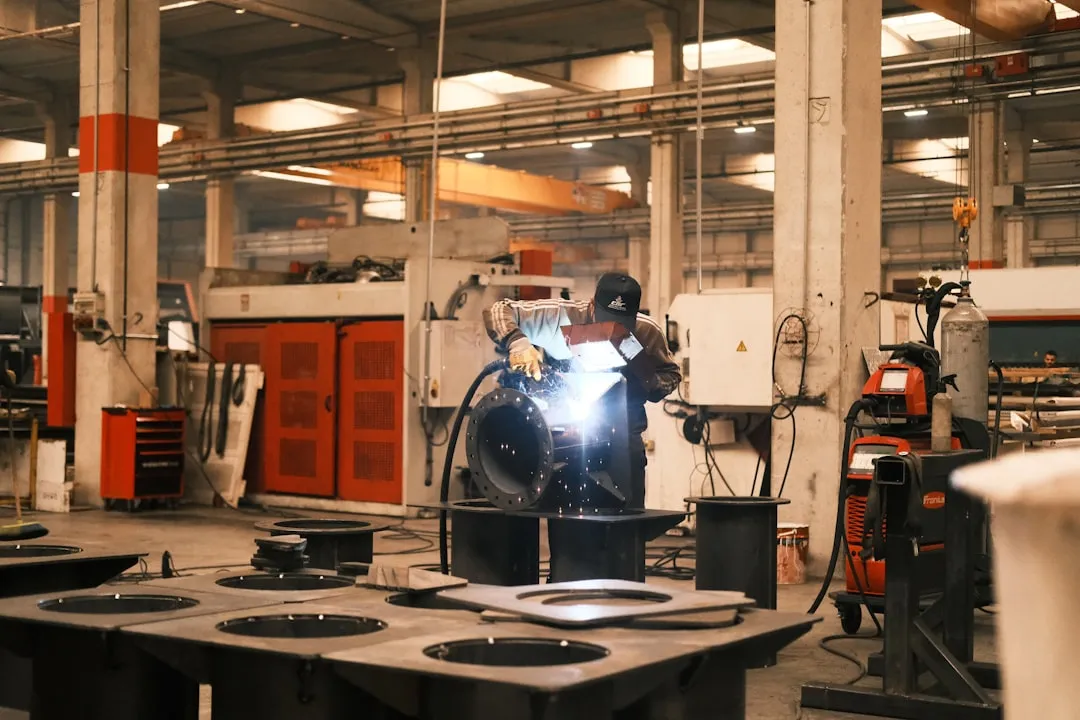 企业数字化平台建设方案对比：启智合创vs传统开发模式